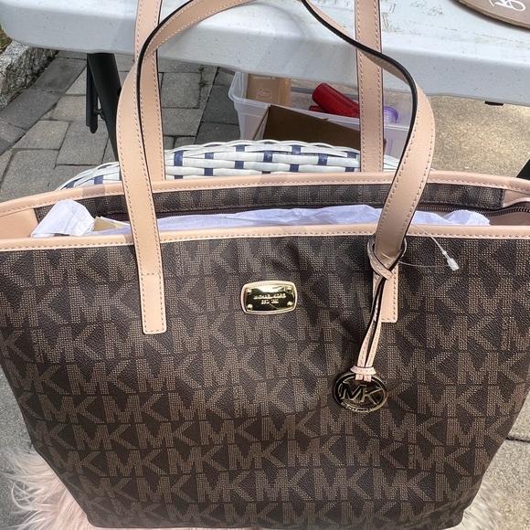 Michael Kors Signature Brown and Tan Tote - Picture 1 of 9